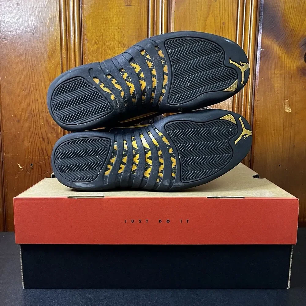 Jordan 12 University Gold/ Black Size 9.5 Men (CT8013071) Replacement Box USED